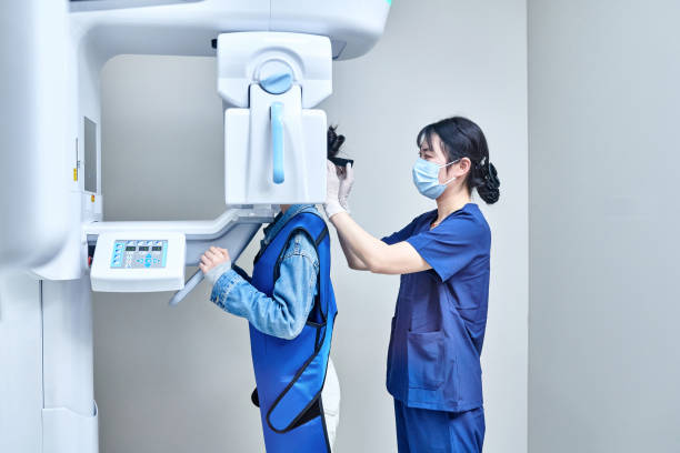 Best Weekend Emergency Dental Services in Eatons Neck, NY